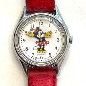 VTG Lorus Disney Minnie Mouse Watch Red Leather V516-6080 Needs Battery